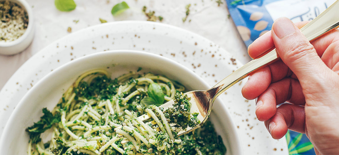 Pasta com Pesto de Kale & Föld Vital Cânhamo